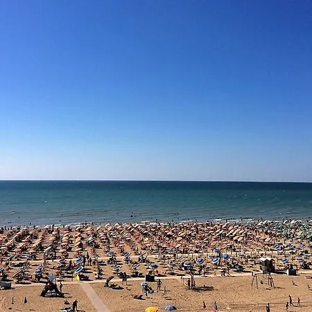 Albanella - Μπιμπιόνε